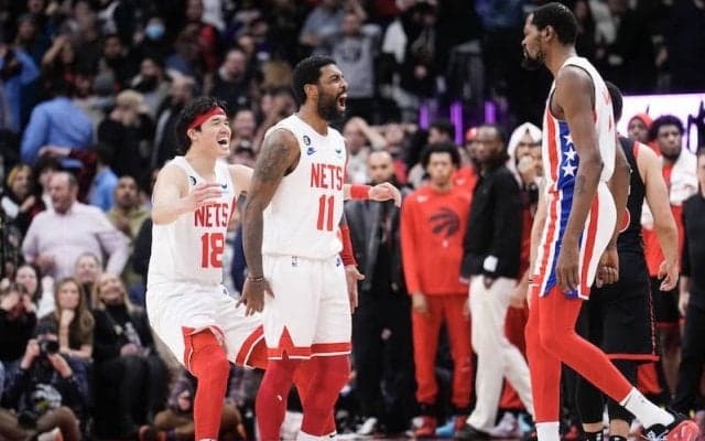 ネッツの二枚看板が計81得点を挙げピストンズに逆転勝利…渡邊もマルチな活躍で6連勝