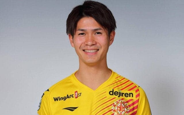 群馬が北九州のFW佐藤亮を完全移籍で獲得「心を震わす、誰からも愛される熱い選手になります」