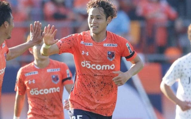 「たくさんのメッセージに心を打たれました」大宮、期限付き移籍で残留に貢献した磐田DF袴田裕太郎を完全移籍で獲得