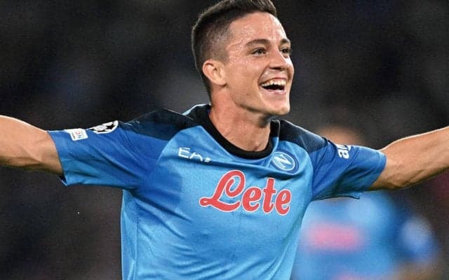 首位ナポリ、33年ぶりスクデットへ... ラスパドーリは自信「ストレスないよ」