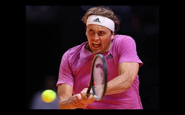 ズベレフがジョコビッチ撃破