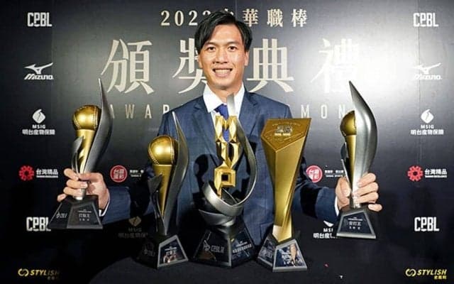 “打撃4部門で1位”「台湾の山田哲人」が快挙…初の二塁手MVP　2022年CPBL表彰選手