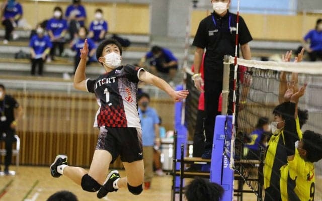 注目中学生 柏﨑祐毅の2022年。最高到達点340㎝越えの逸材は悩み、感謝し、さらなる高みへ