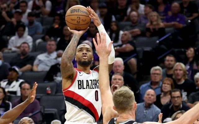 3ポイントに絶大な自信を持つリラード「ステフが歴代最高だと思うけど、彼の次は俺」