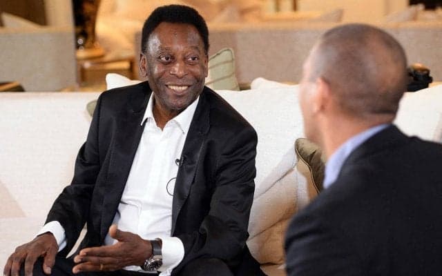 入院中のペレ氏のガンは進行中と病院が発表、クリスマスも病院で迎えることを娘も報告