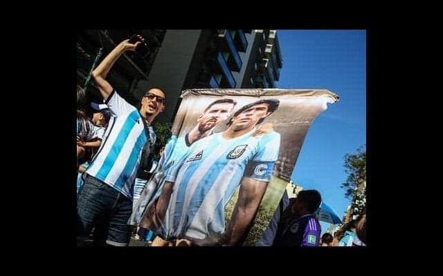 Ｗ杯優勝のメッシはマラドーナを超えたのか。アルゼンチンサッカーを40年追ってきた自国ベテラン記者の見解