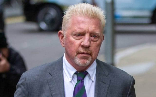 早期釈放となったベッカー氏、「命を落とすと思った」と涙ながらに刑務所生活を明かす