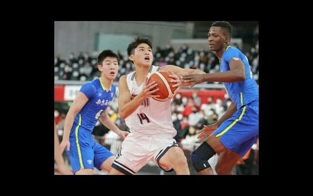 八村塁も渡邊雄太もウィンターカップで主役となった。高校バスケ最後の大会に賭ける５人のスター候補生