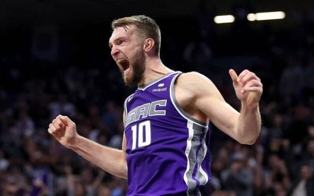 好調キングスの万能型ビッグマン、ドマンタス・サボニスが52年ぶりの快記録