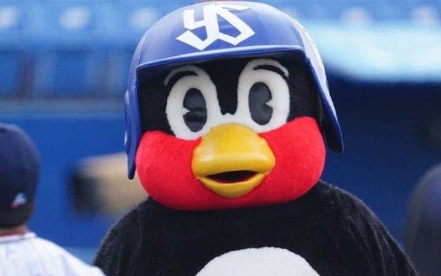 広報あたふた…椅子蹴とばし「めっちゃ怒ってる」　ブチギレ更改に「腹抱えて笑った」
