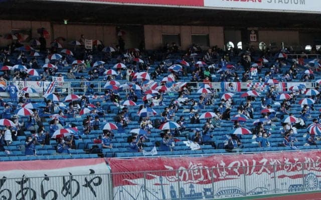 横浜FMのJ1優勝と日本一の宮崎牛が並ぶ多様の記念バナー！オリックスの日本一も