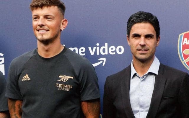 アルテタ監督、W杯離脱で一騒動ホワイトへの信頼揺るがず「彼は並外れた存在」