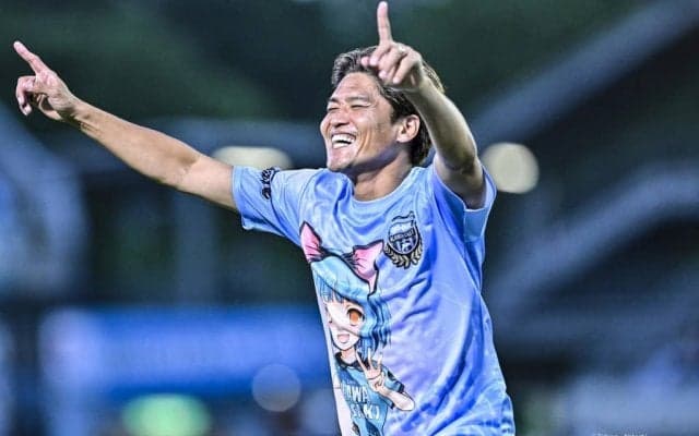 元日本代表FW大久保嘉人氏、「この車かわいいな」と外車の写真を投稿するも…ファンは「Vaundyみたいになってる」と新しい髪型にも注目