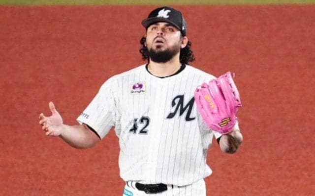 鷹、前ロッテのオスナを獲得　背番号「54」…「全ての練習、試合にベストを尽くす」