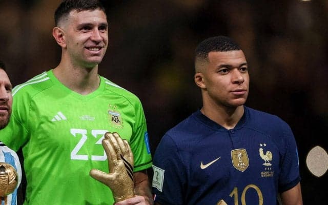 「理解し難い」ムバッペに対する侮辱行為、アルゼンチン代表GKマルティネスをサッカー協会会長が非難し抗議「行き過ぎ」