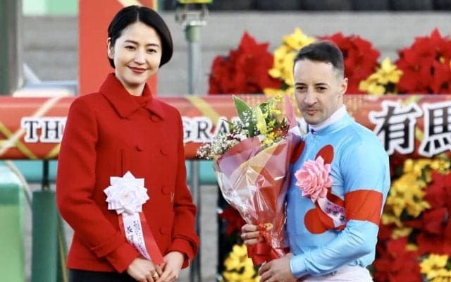 長澤「見応えのあるレースに感動」有馬記念プレゼンター