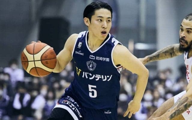 『HoopsHype』がプロ選手限定のドラフトランキングを発表、河村勇輝がランクイン