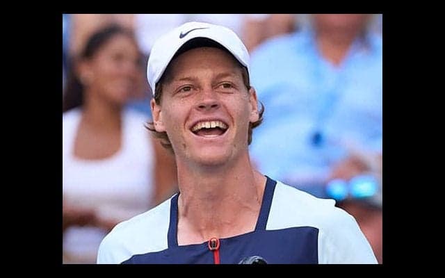 シナーブランド Nikeとコラボ