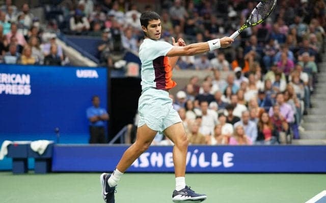 アルカラス、USオープン優勝時のシューズをオークションに出品。計62万円で落札され、ダウン症の人々のための地元団体に寄付