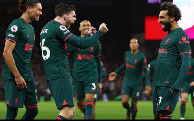 ロバートソンがプレミアDFの歴代最多アシスト記録更新！　エバートンDFベインズを抜き単独トップに