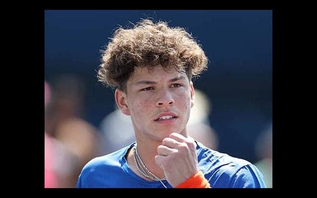 世界96位シェルトン 初の海外へ