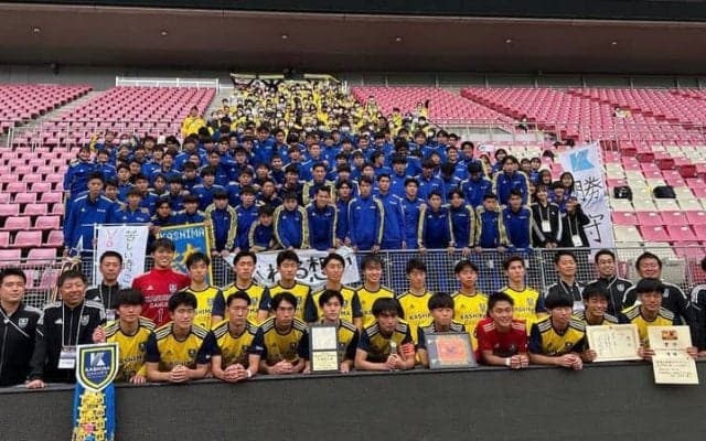 「サッカーが持つすべての要素をピッチで表現しよう」。スタイルを一つに絞らない鹿島学園の流儀