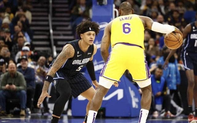 「子どもの頃から大好きなプレーヤーだった」レブロンとの初対決に臨んだパオロ・バンケロ