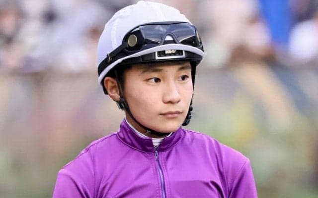 2022年度「民放競馬記者クラブ賞」は西塚洸二騎手・佐々木大輔騎手が受賞