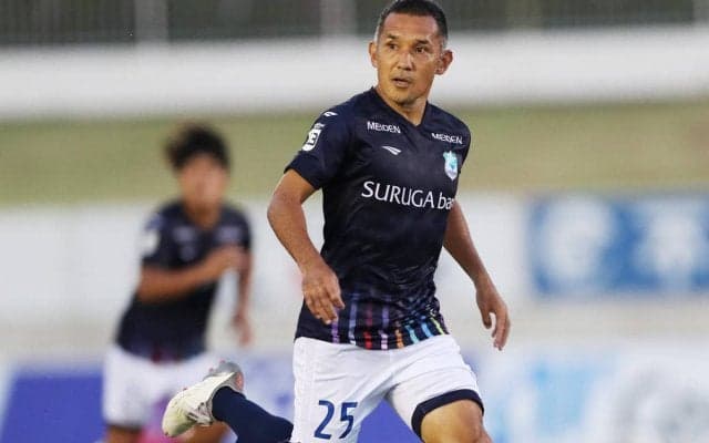 プロ31年目を迎える48歳の元日本代表MF伊東輝悦が沼津と契約更新「サッカーが出来る喜びをピッチの上で表現できるように」