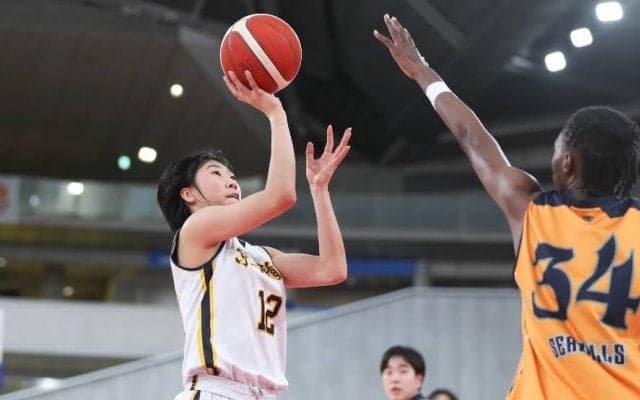 ディフェンスからゲームを支配した京都精華学園、昨年に悔し涙を飲んだ決勝へ戻ってきた八木悠香「最後は笑顔で優勝したいです」