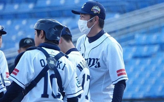 “時間切れ”で敗戦…西武Jr.全員が泣き崩れる　元プロ左腕の監督思わずもらい泣き