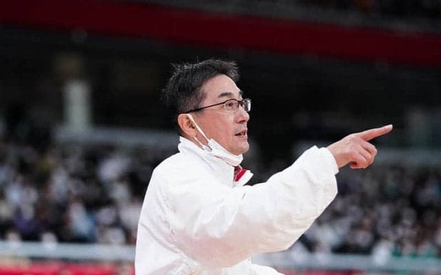 開志国際をウインターカップ初優勝に導いた富樫英樹コーチ「子どもたちのおかげ」