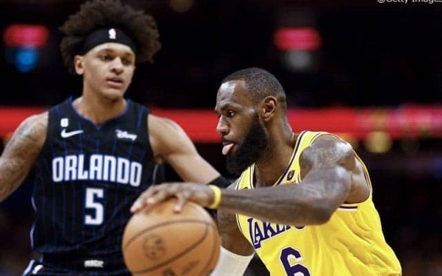 レブロンが新人パオロ・バンケロを称賛「彼はこれからもっと良くなっていくだけだ」