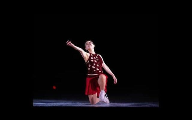 「羽生結弦くんが言っていたように、プロ活動にはいろんな形があっていい」。日本女子の第一人者、佐藤有香さんが「プロの世界」を語る