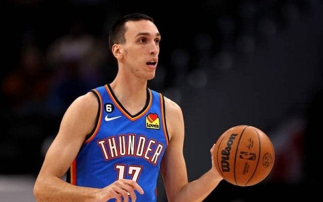 サンダーのアレクセイ・ポクシェフスキーが左足骨折により約2カ月間の離脱