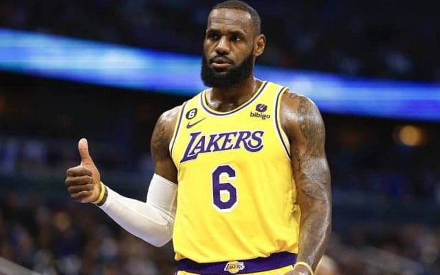 38歳を迎えるレイカーズのレブロン・ジェームズ「俺は勝者であって、勝ちたいんだ」