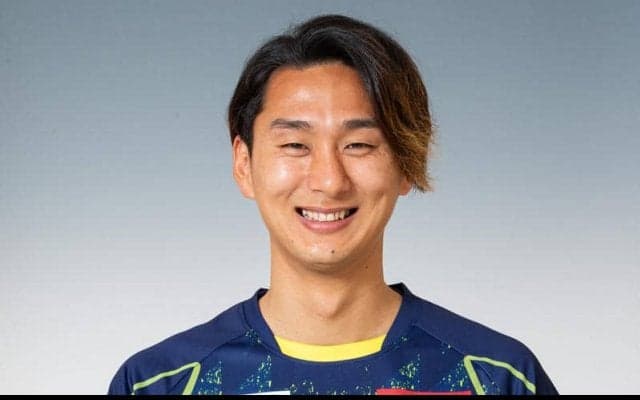 「がむしゃらにこのチームの力になれるよう」　群馬がDF川上優樹と契約更新