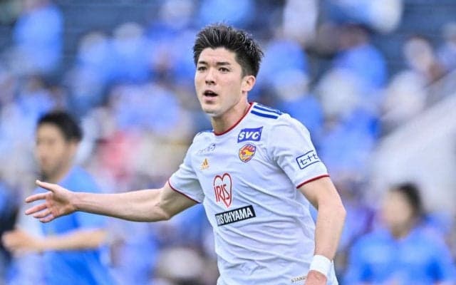 日本代表・久保建英の“盟友”は柏へ、熊本で「14得点」FWは地元・浦和で「2ケタ得点」を狙う！【「2022－23年」J2「個人昇格」＆「補強」最前線】(1)