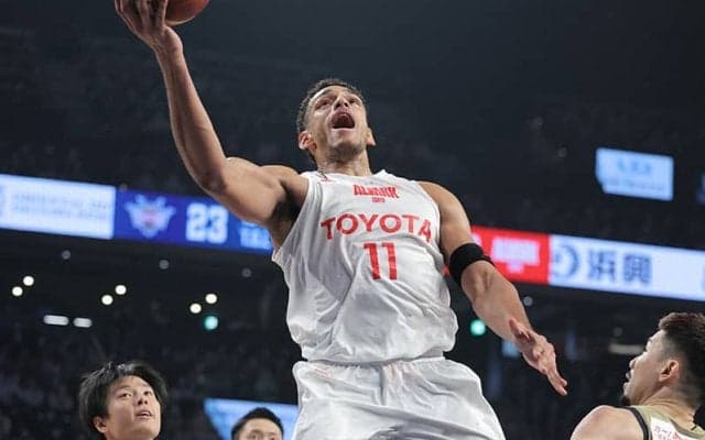 A東京が琉球を接戦で下し11連勝…セバスチャン・サイズら先発5名が2ケタ得点を記録