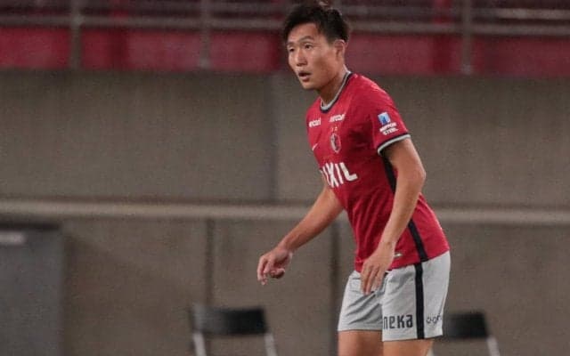 珍しい2ショット！ 日テレの後藤晴菜アナがポルトガル移籍の三竿健斗をお見送り…初の海外挑戦