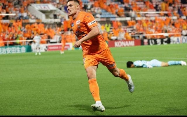 清水がコソボ代表ベンジャミン・コロリの契約更新を発表　「いるべき場所に戻るために戦います」