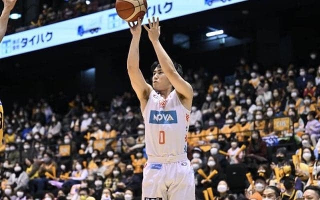 西地区首位の広島がアウェーで快勝して5連勝…岡田泰希が奮闘も仙台は4連敗を喫する