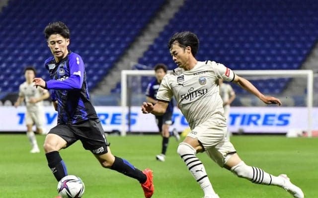 「トップスピードでこのプレーはエグい！」日本代表・三笘薫の「超速ドリブルゴール映像」をJリーグ公式が世界に発信！ 「スパイクにモーターかなんか積んでます？」「三苫止めれるヤツ誰かいるか…？」と驚きの声続出