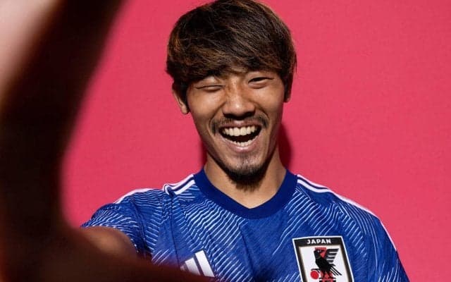 「めちゃお似合い」「奥さん美人でスタイル良い」守田英正、妻・藤阪れいなさんと結婚3周年…ドレス姿にファン反応「これからもお幸せに！！」