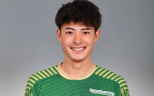 東京Vが守備の要として活躍したルーキーDF谷口栄斗と契約更新「昇格しか考えていません」