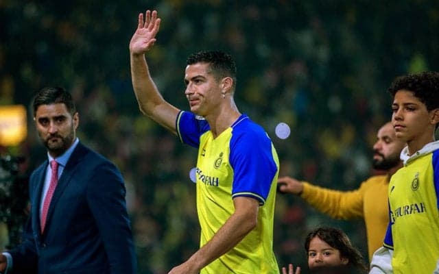 【海外サッカー】「アジアで新しい挑戦をする時が来た」クリスティアーノ・ロナウド、アル・ナスル入団会見で意欲