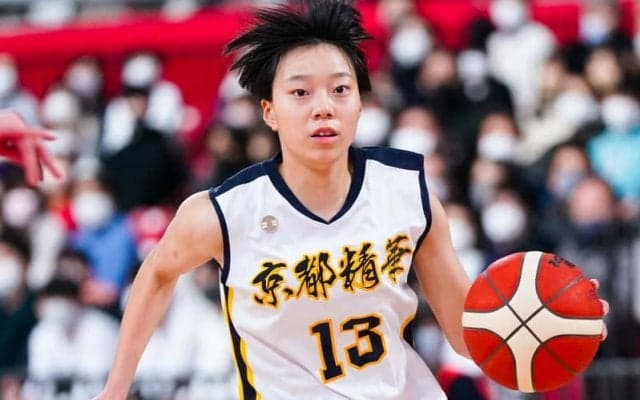 堀内桜花（京都精華学園）「決勝で17リバウンドを記録した167センチの2年生ガード」／WC2022女子ベスト5