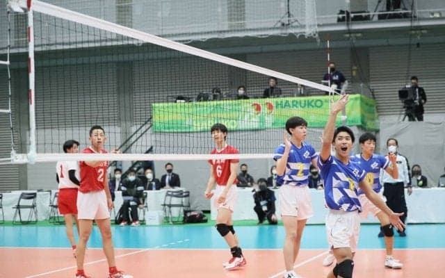 鳥取中央育英が関東王者・習志野にストレート負け　県勢男子初勝利ならず　桑名圭司監督「全国で戦えるチームに一歩ずつ近づいてきた」／春高バレー