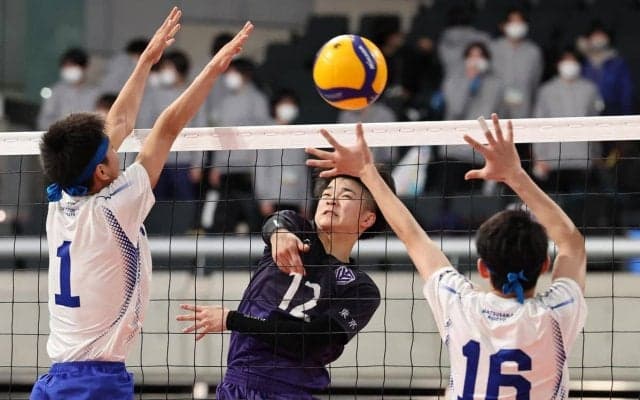 東洋が初戦突破　粘りで勢い　春高バレー