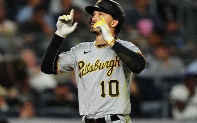 【MLB】弱小球団に“最低156億円”の要求突き付けた主砲…トレード志願も不発、今後は？